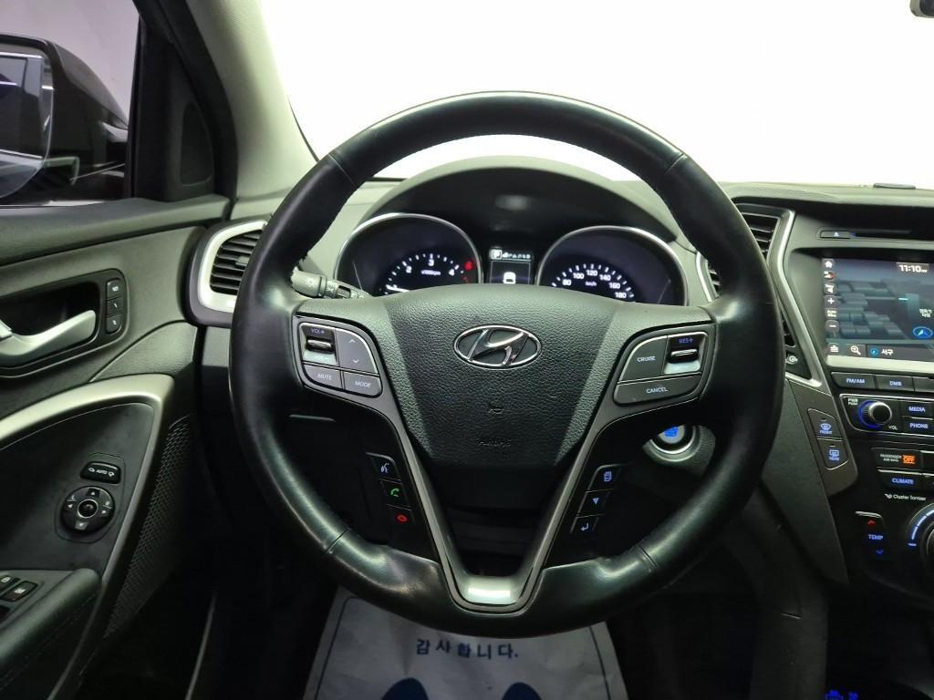 HYUNDAI Santa Fe - Vista 9