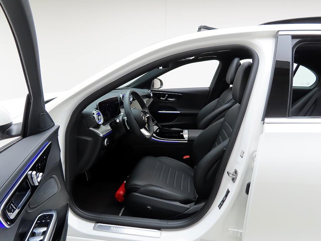 Mercedes Benz C Class - Vista 12