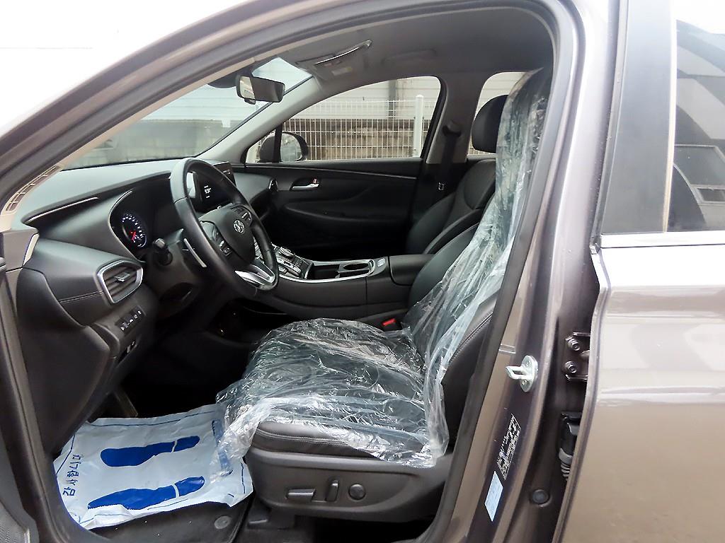 HYUNDAI Santa Fe - Vista 5