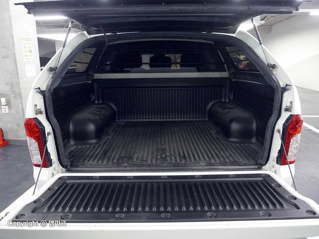 Ssangyong Korando 2018 Blanco - Importación desde Corea - HF Imports Iquique - Foto 19