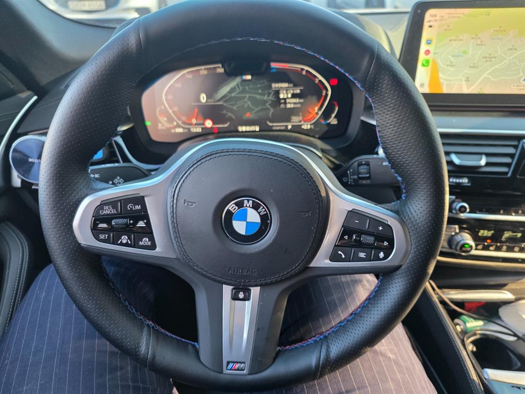 BMW 5 Series 2023 Negro - Importación desde Corea - HF Imports Iquique - Foto 13