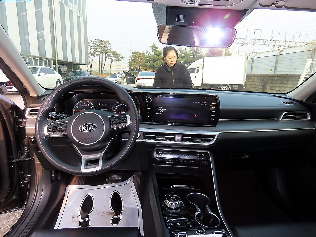 KIA K5 - Vista 7