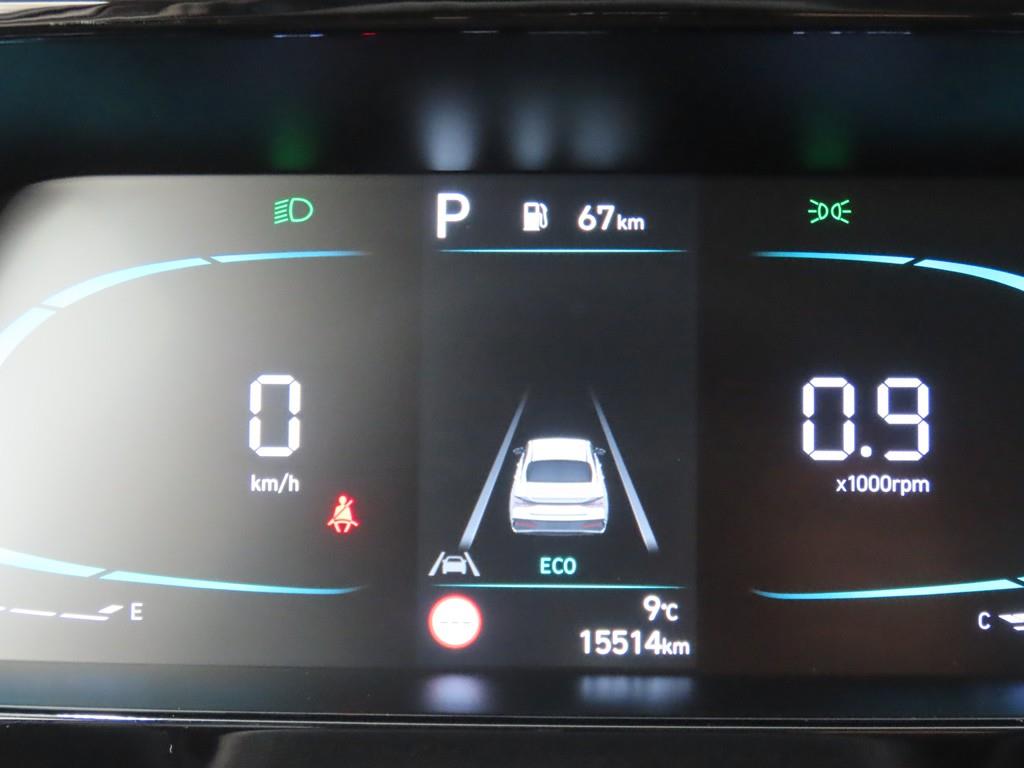 HYUNDAI Avante - Vista 8