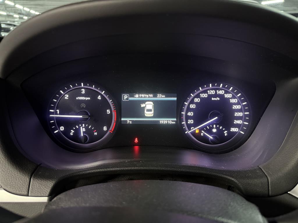 Genesis G80 - Vista 12