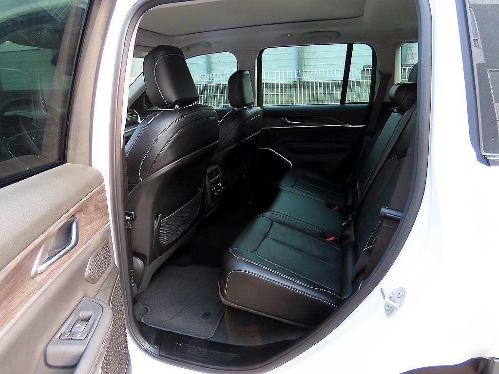 Jeep Cherokee - Vista 5