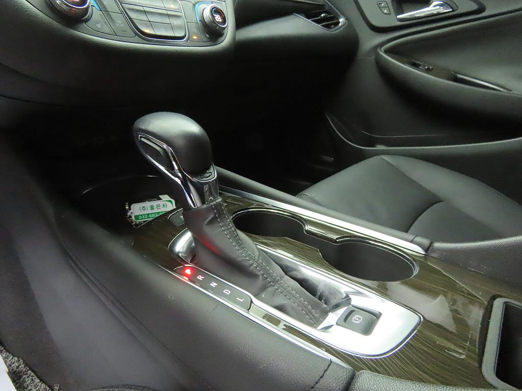 Chevrolet Malibu - Vista 11