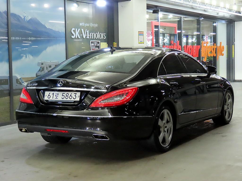 Mercedes Benz CLS Class - Vista 4