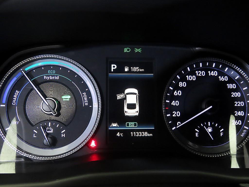 HYUNDAI Sonata - Vista 9