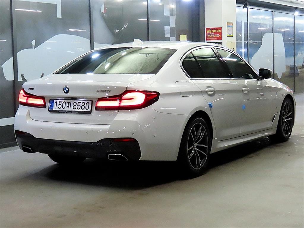 BMW 5 Series - Vista 4