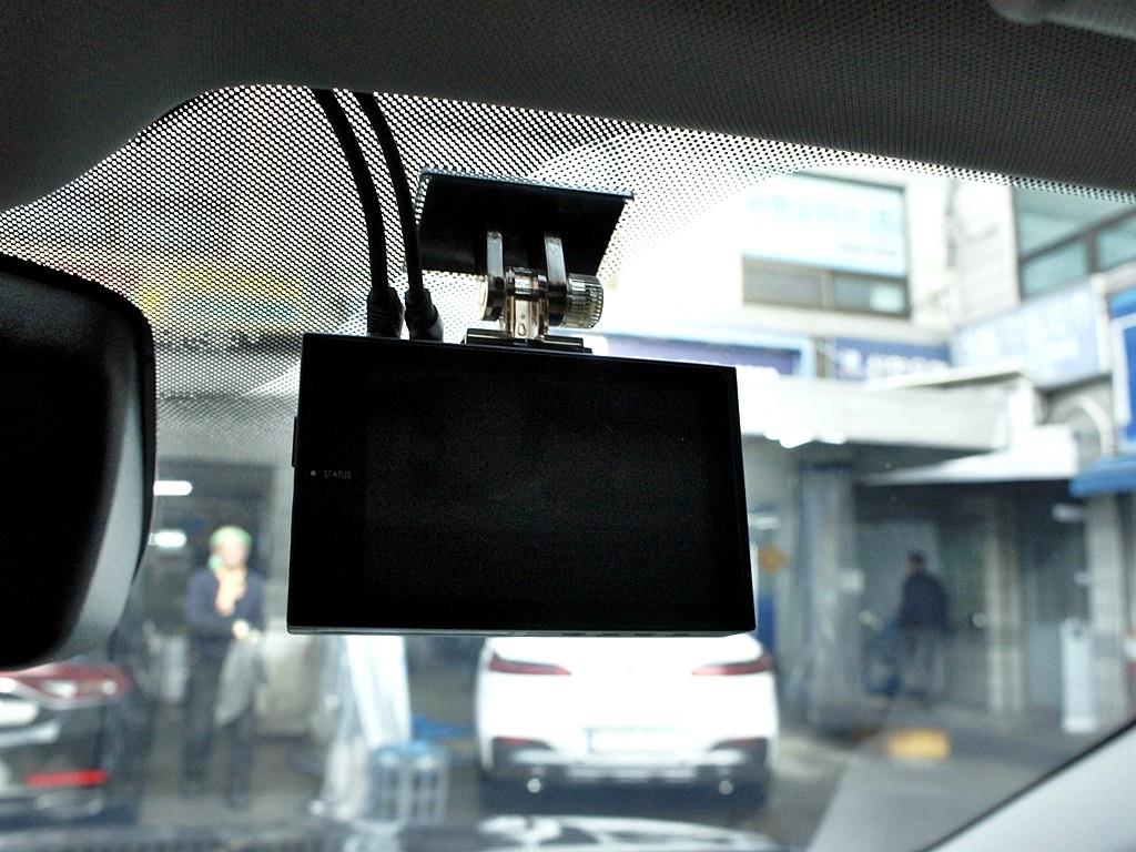 SAMSUNG QM6 2022 Gris - Importación desde Corea - HF Imports Iquique - Foto 13