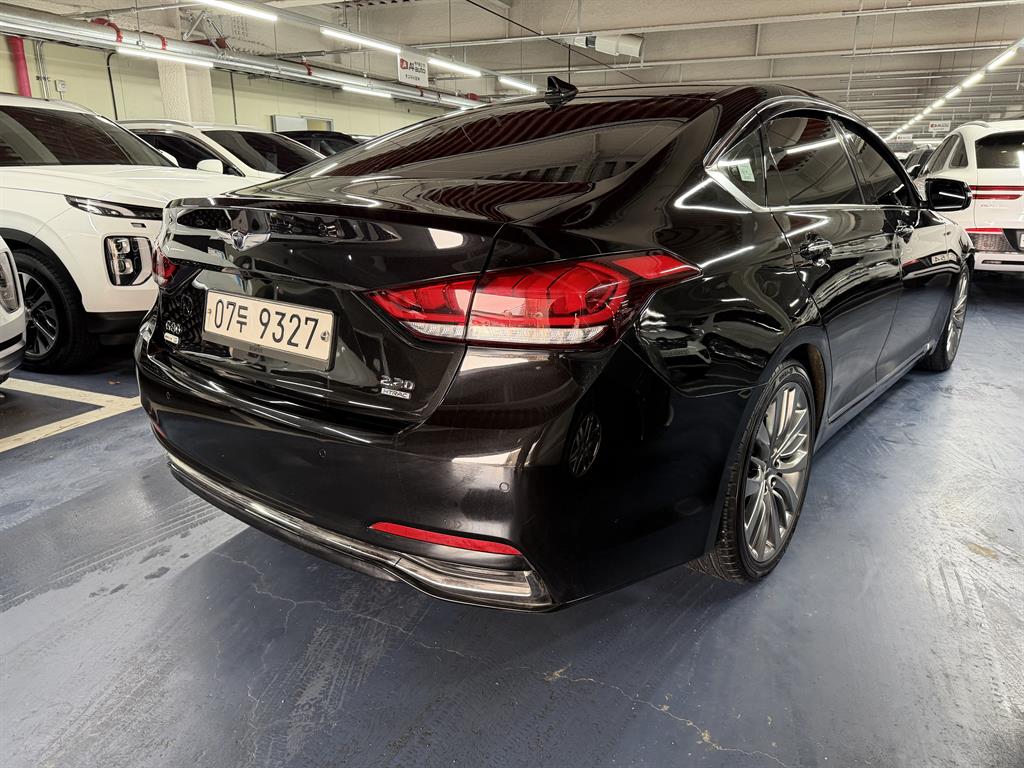 Genesis G80 - Vista 6