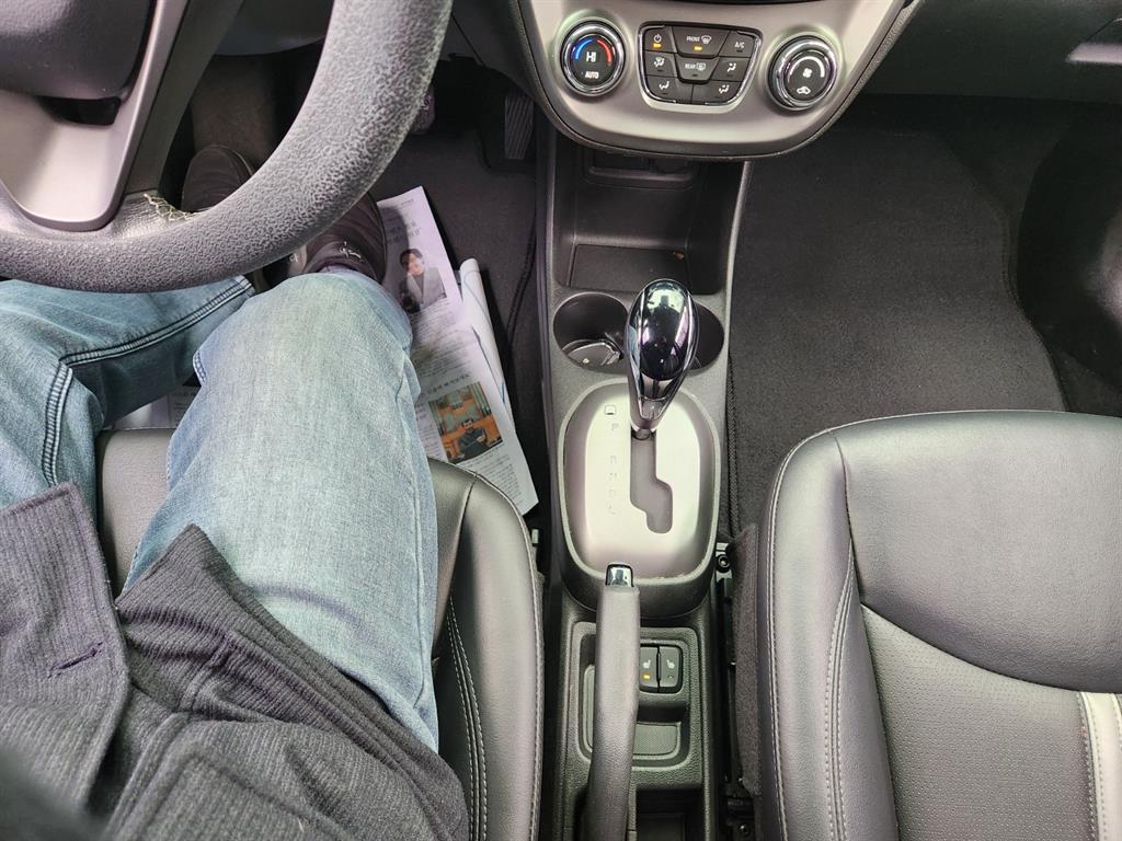 Chevrolet Spark 2019 Negro - Importación desde Corea - HF Imports Iquique - Foto 16