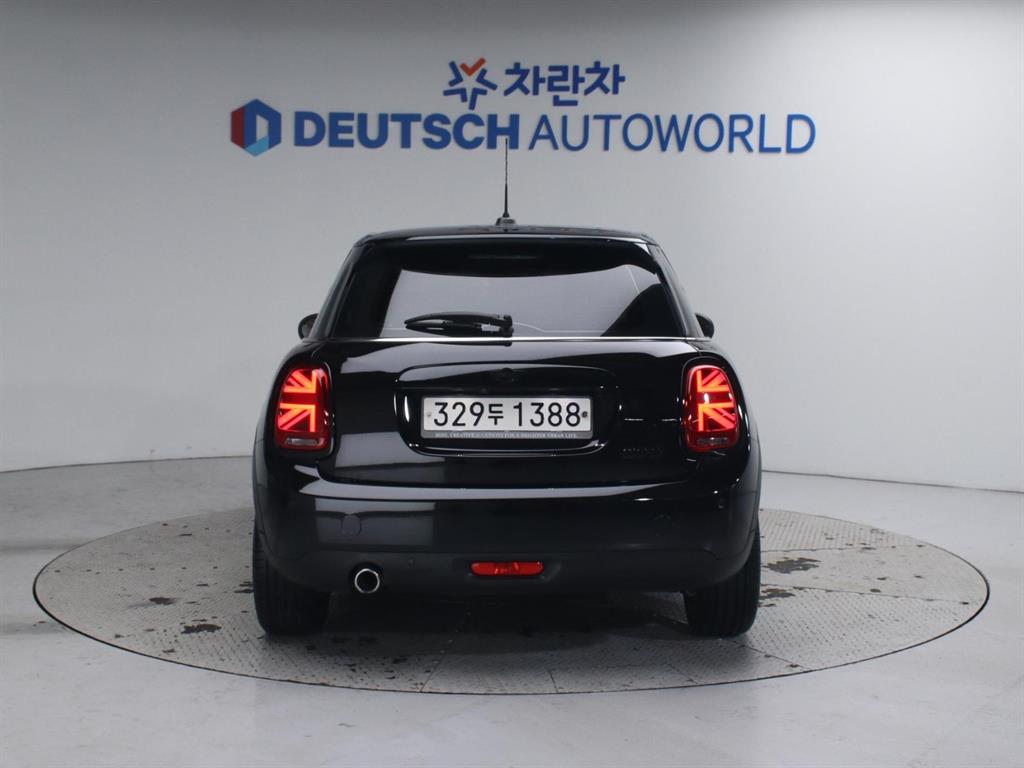 Mini Cooper - Vista 4