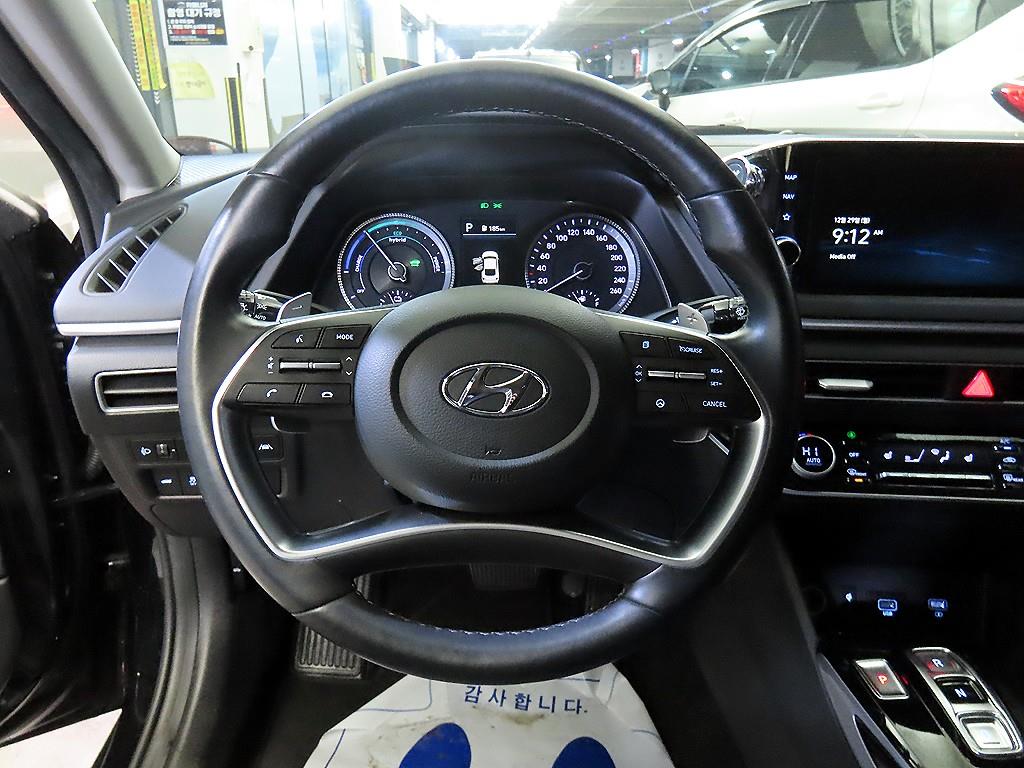 HYUNDAI Sonata - Vista 8