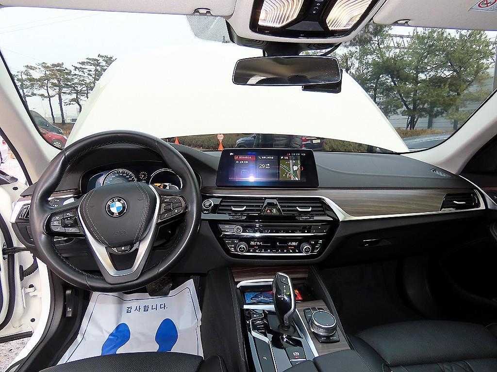 BMW 5 Series - Vista 7