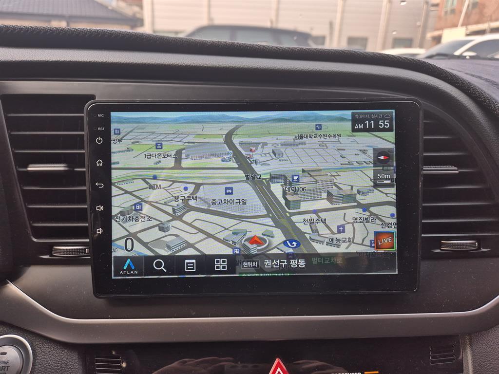 HYUNDAI Avante - Vista 12