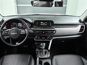 KIA Seltos - Vista 10