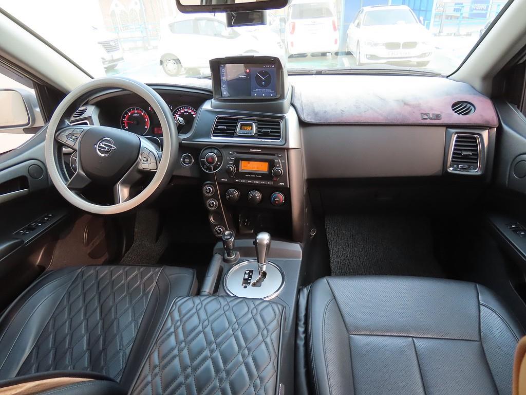 Ssangyong Korando - Vista 5