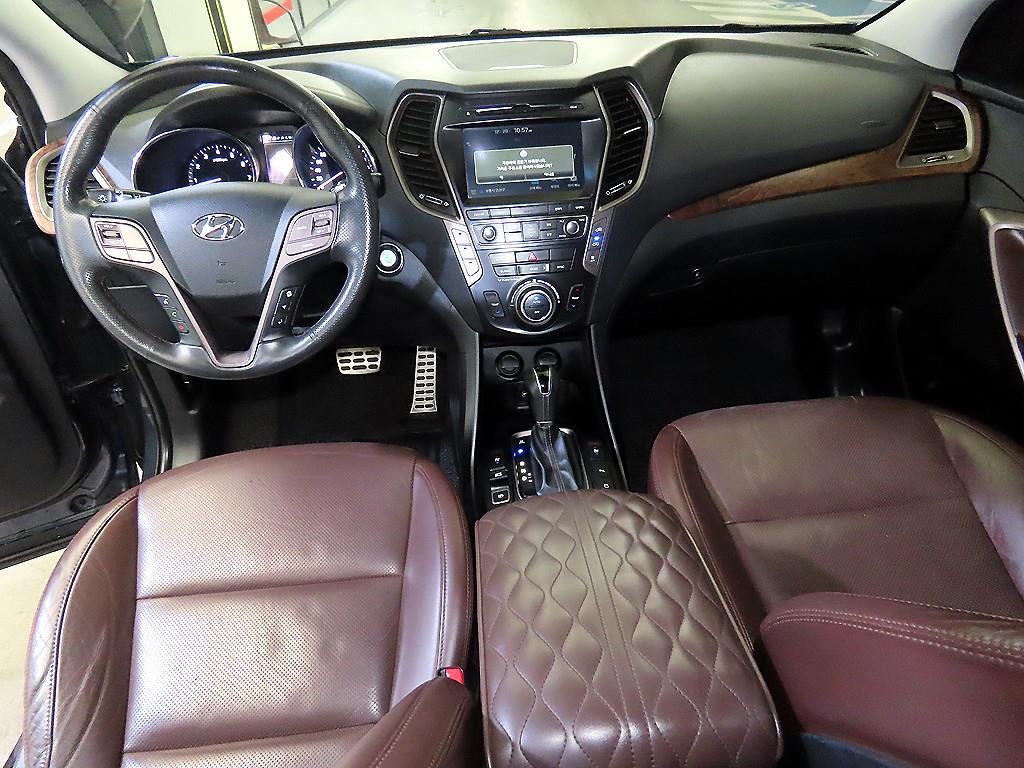 HYUNDAI Maxcruz - Vista 10