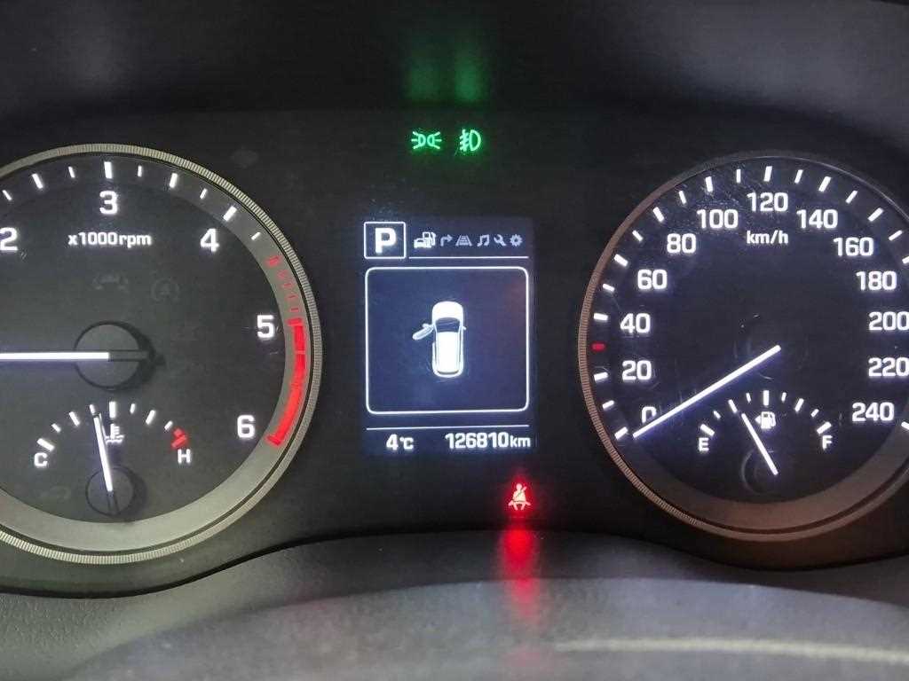 HYUNDAI Tucson - Vista 6