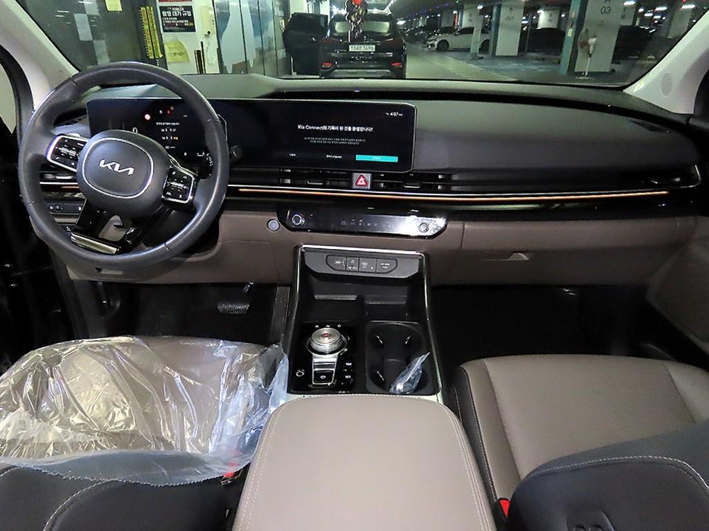 KIA Carnival - Vista 10