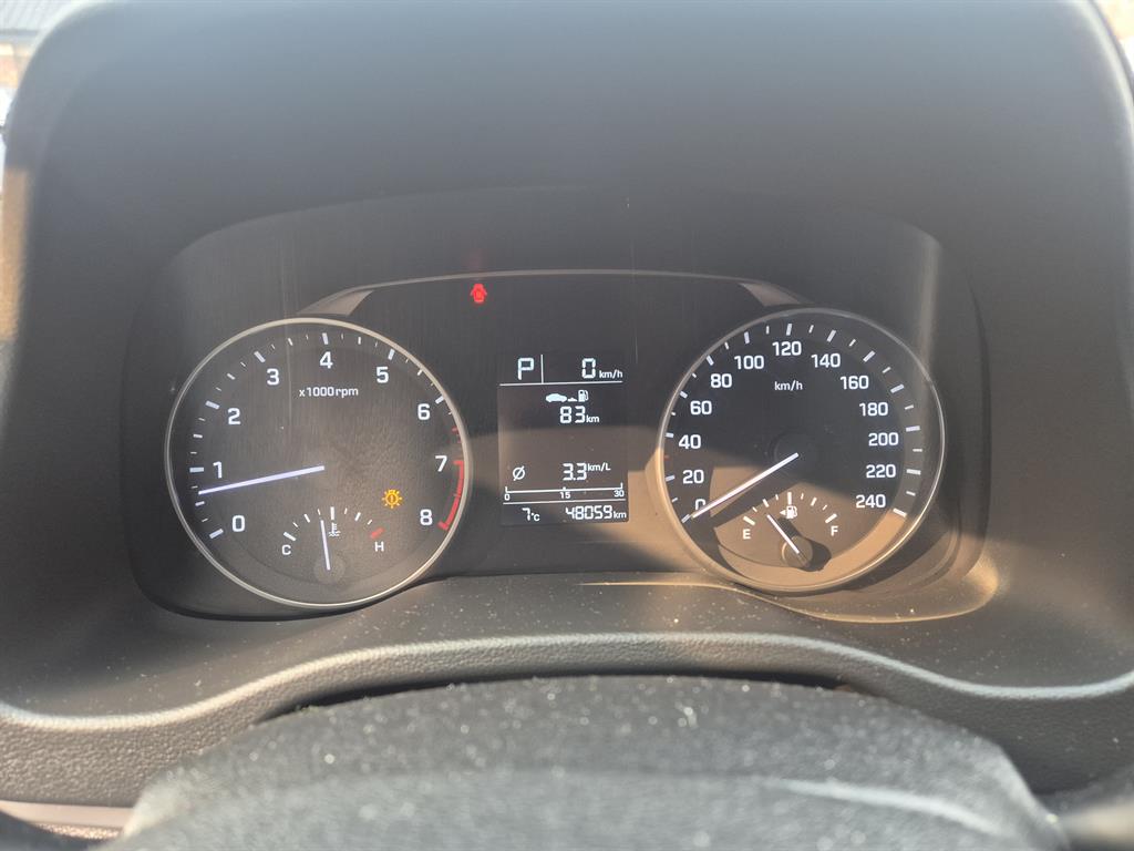 HYUNDAI Avante - Vista 6