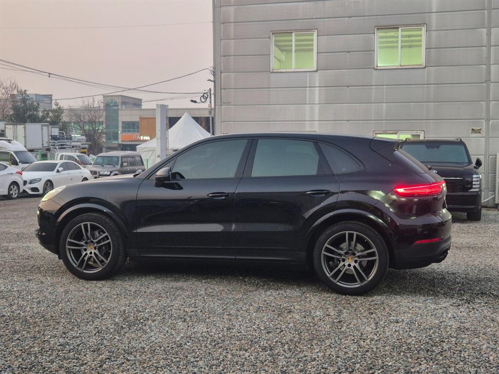 Porsche Cayenne - Vista 6