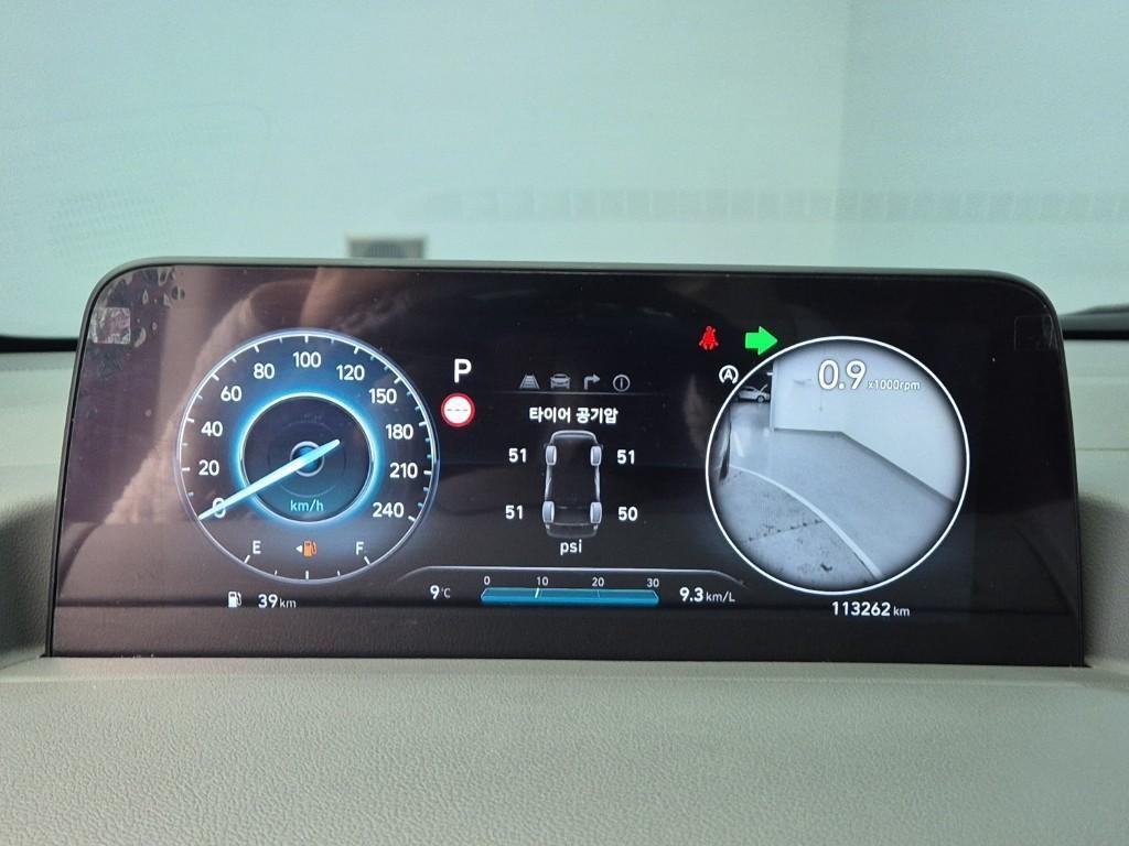 HYUNDAI Staria - Vista 8