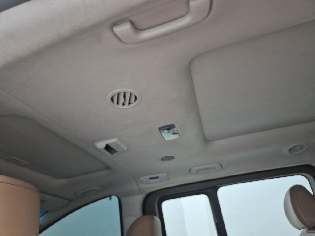 HYUNDAI Staria - Vista 6