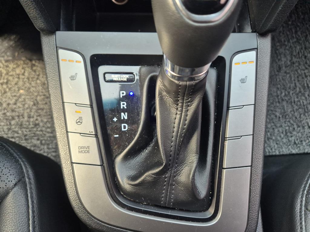 HYUNDAI Avante 2016 Gris - Importación desde Corea - HF Imports Iquique - Foto 14