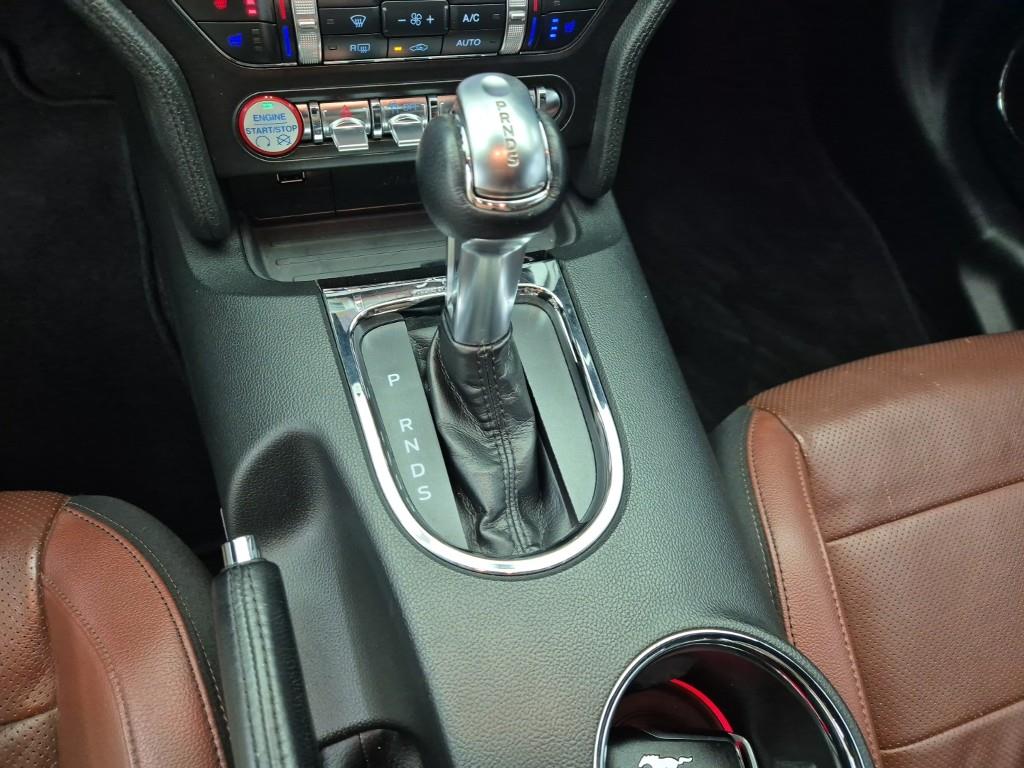 Ford Mustang - Vista 8