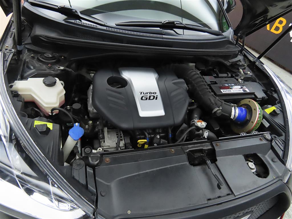 HYUNDAI Veloster 2016 Negro - Importación desde Corea - HF Imports Iquique - Foto 19