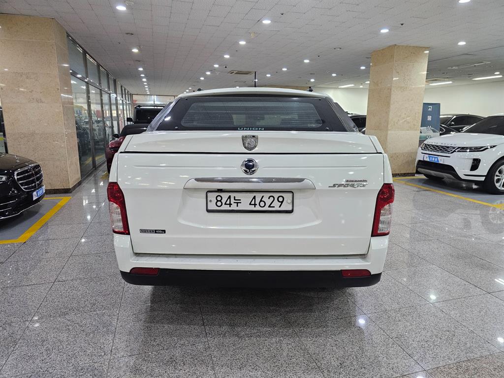 Ssangyong Korando - Vista 4