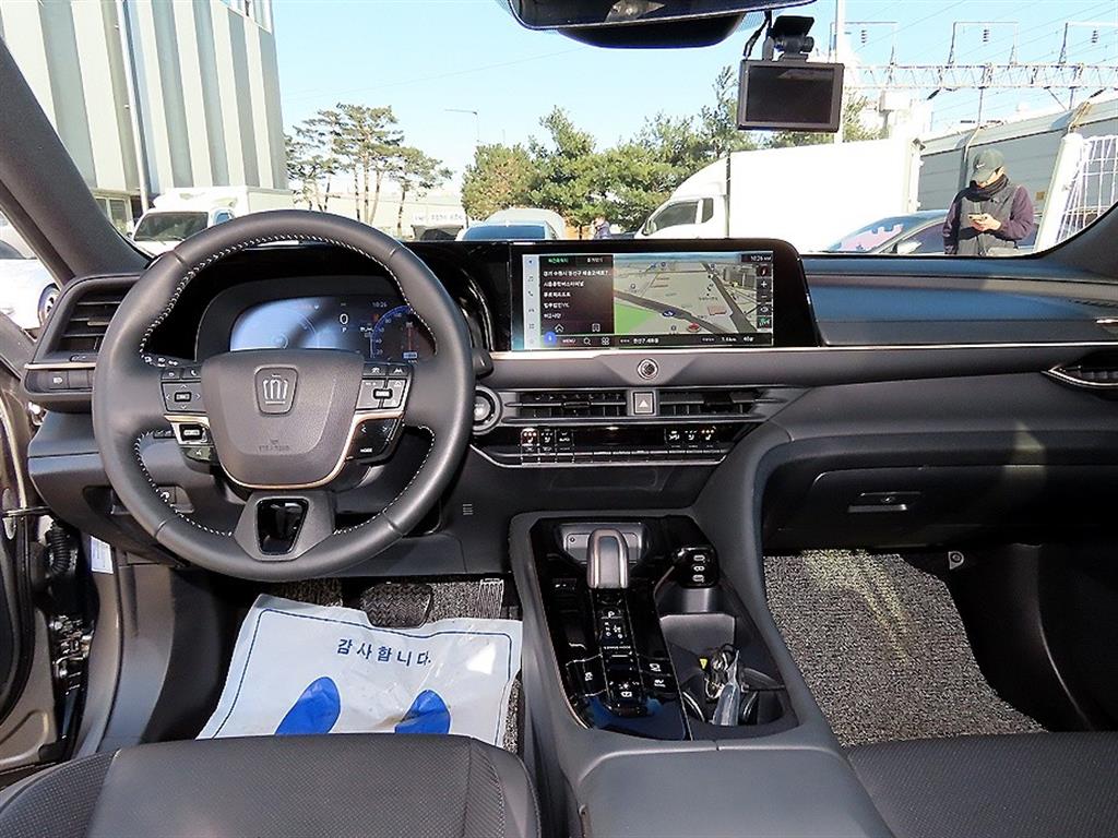 Toyota Crown - Vista 7