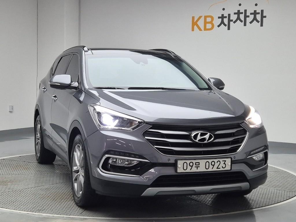HYUNDAI Santa Fe - Vista 4