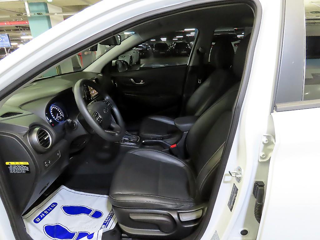 HYUNDAI Kona - Vista 6