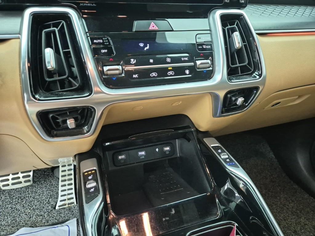 KIA Sorento - Vista 10
