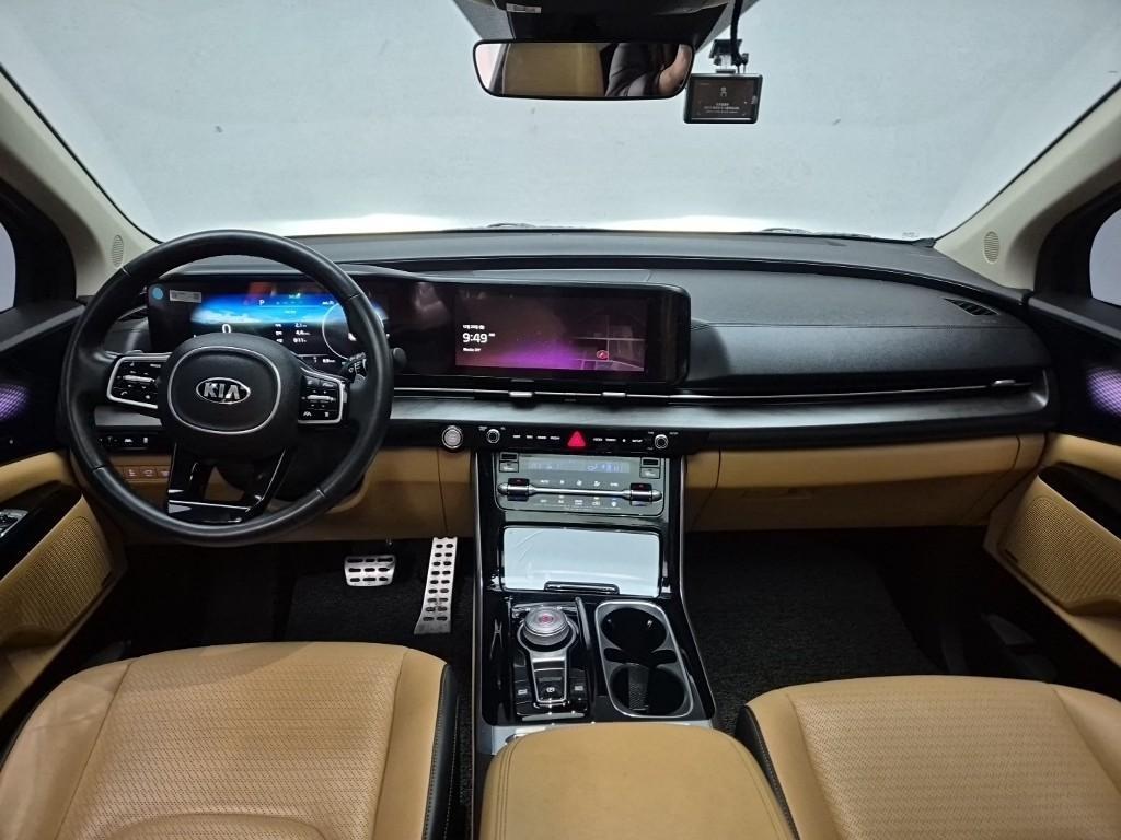 KIA Carnival - Vista 7