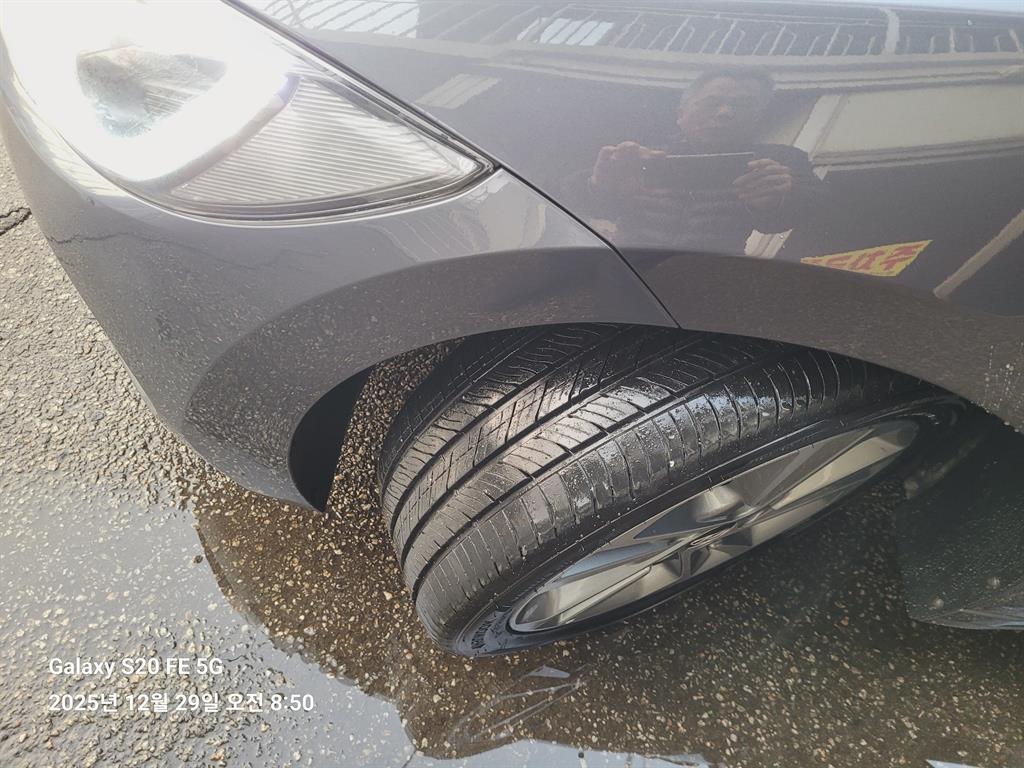 HYUNDAI Avante - Vista 6