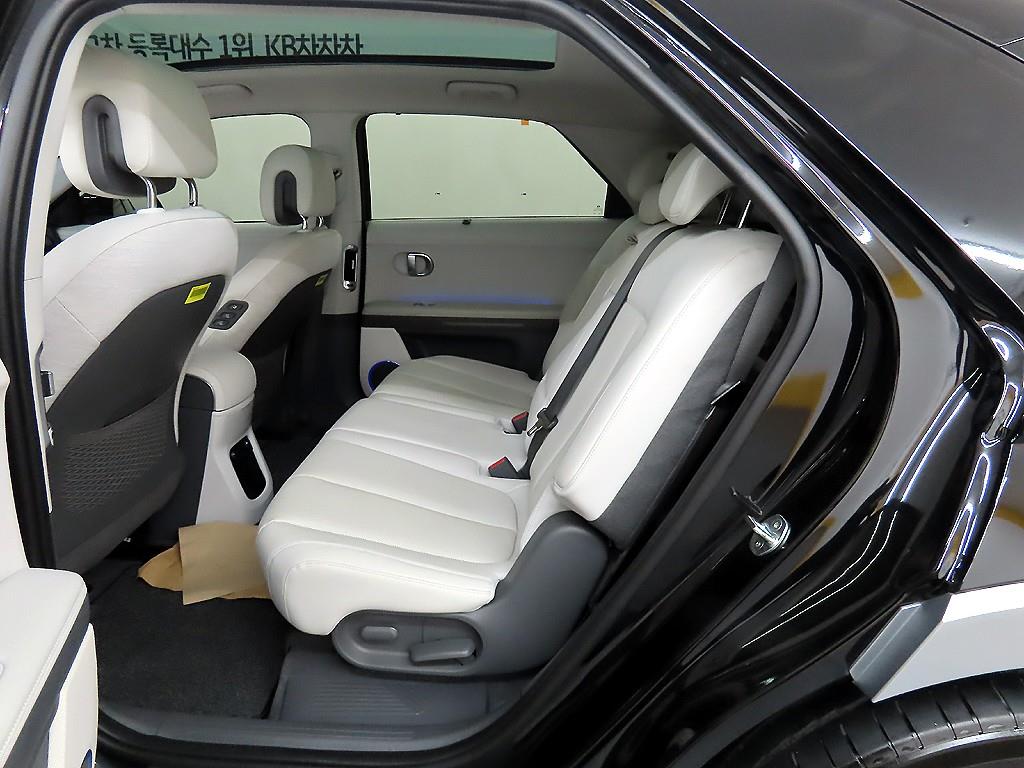 HYUNDAI Ioniq 5 - Vista 6