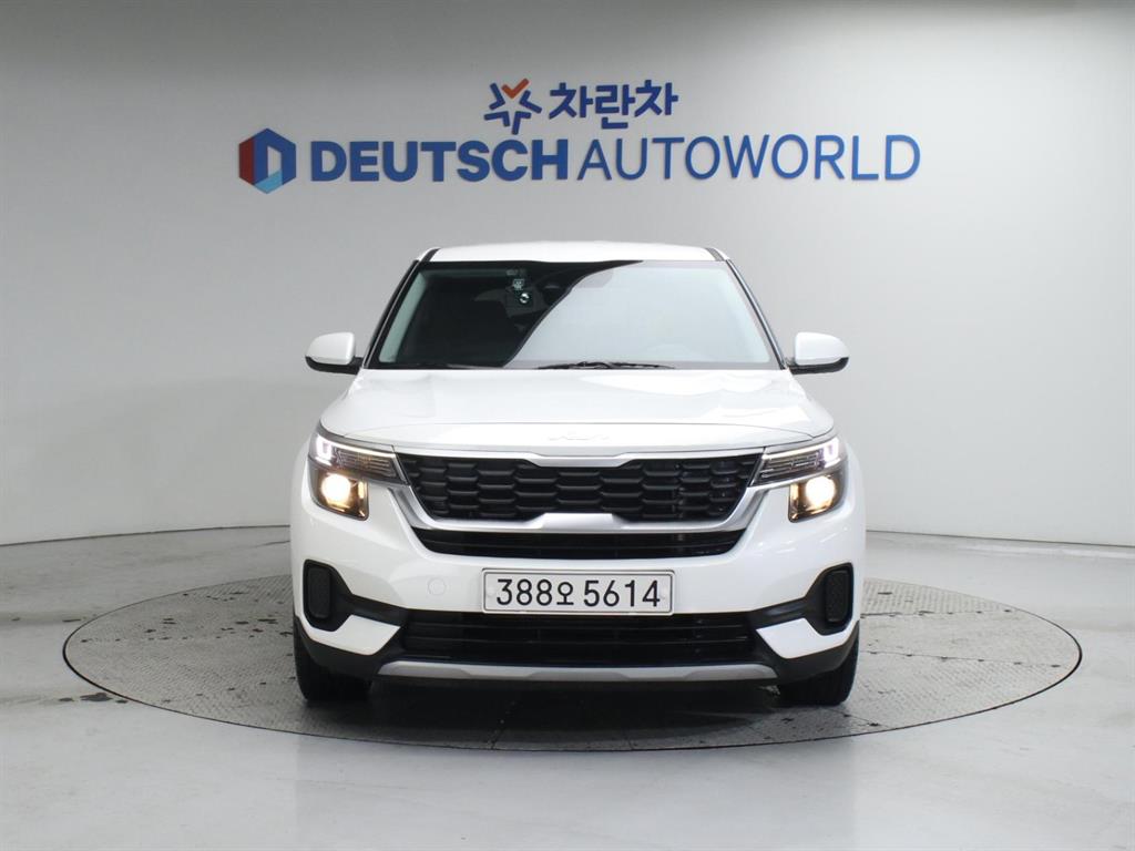 KIA Seltos - Vista 3