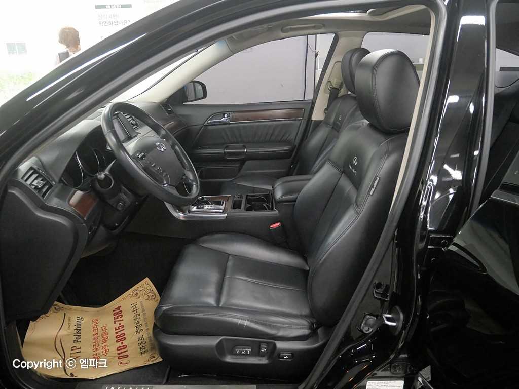 Infiniti M - Vista 10