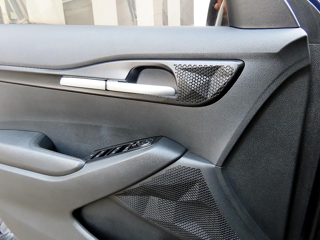 KIA Seltos - Vista 11