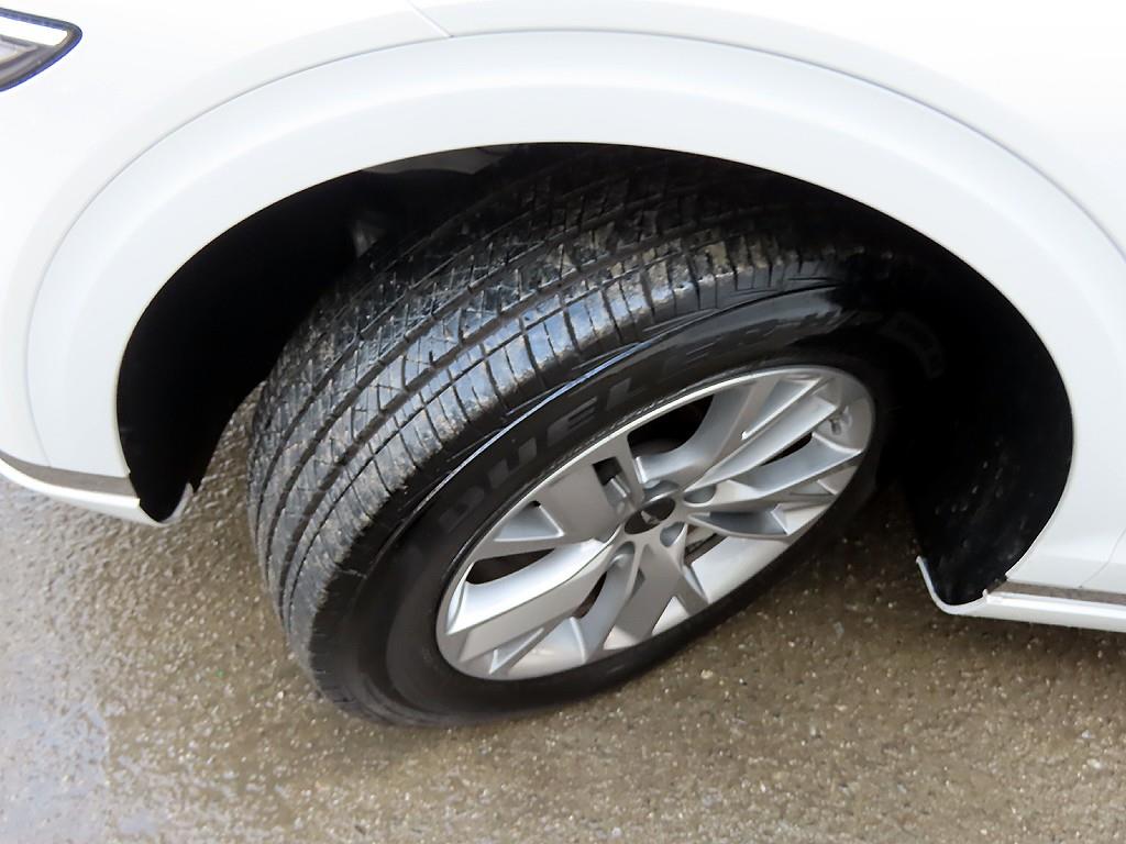 Genesis GV70 2025 Blanco - Importación desde Corea - HF Imports Iquique - Foto 20