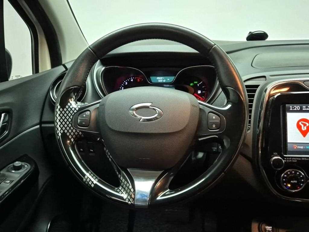 SAMSUNG QM3 - Vista 9