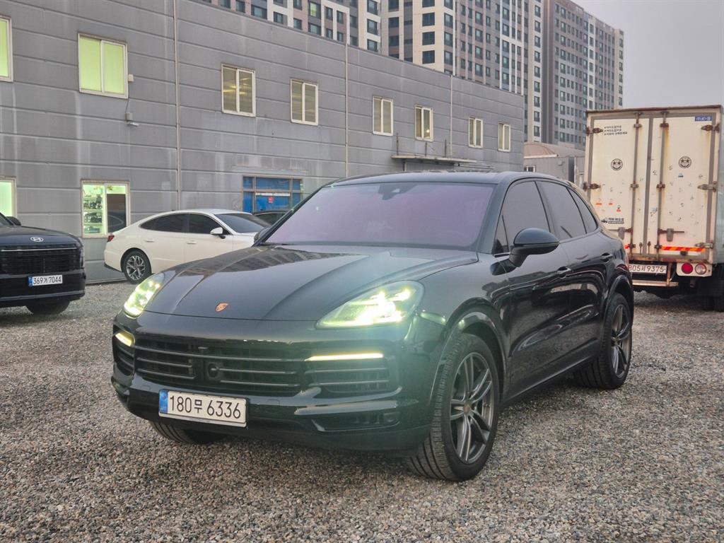 Porsche Cayenne 2023 Negro - Importación desde Corea - HF Imports Iquique - Foto 1