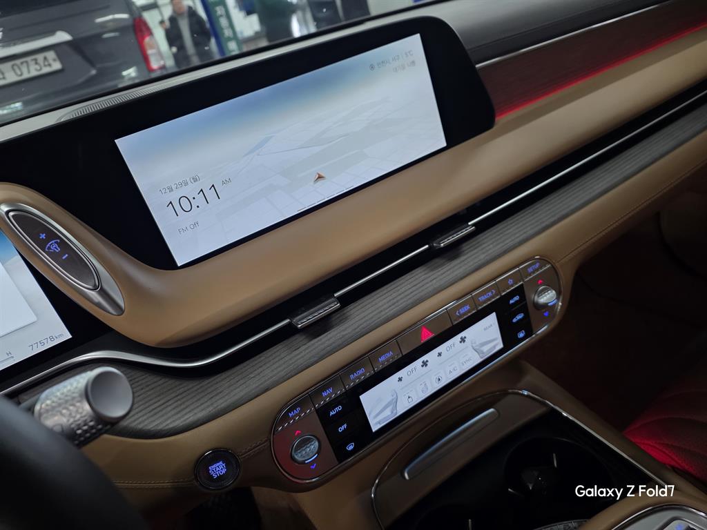 Genesis G90 - Vista 11