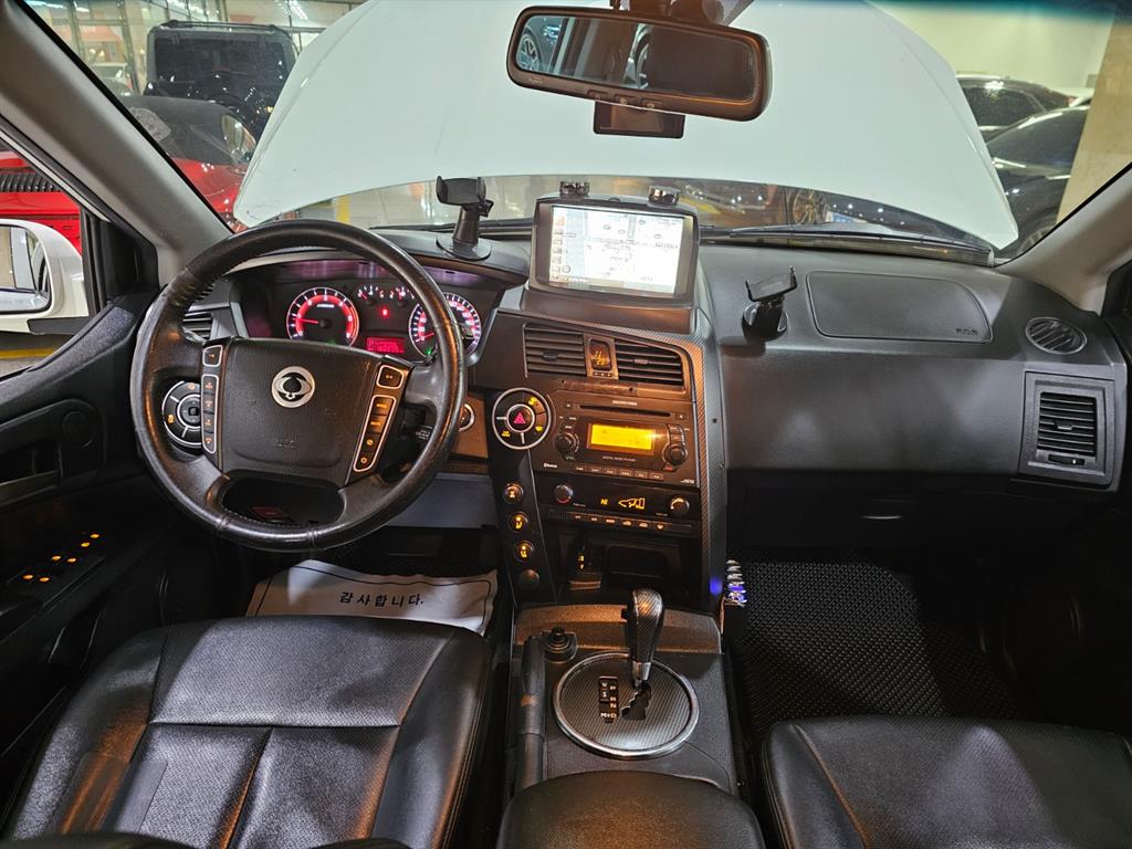 Ssangyong Korando - Vista 8