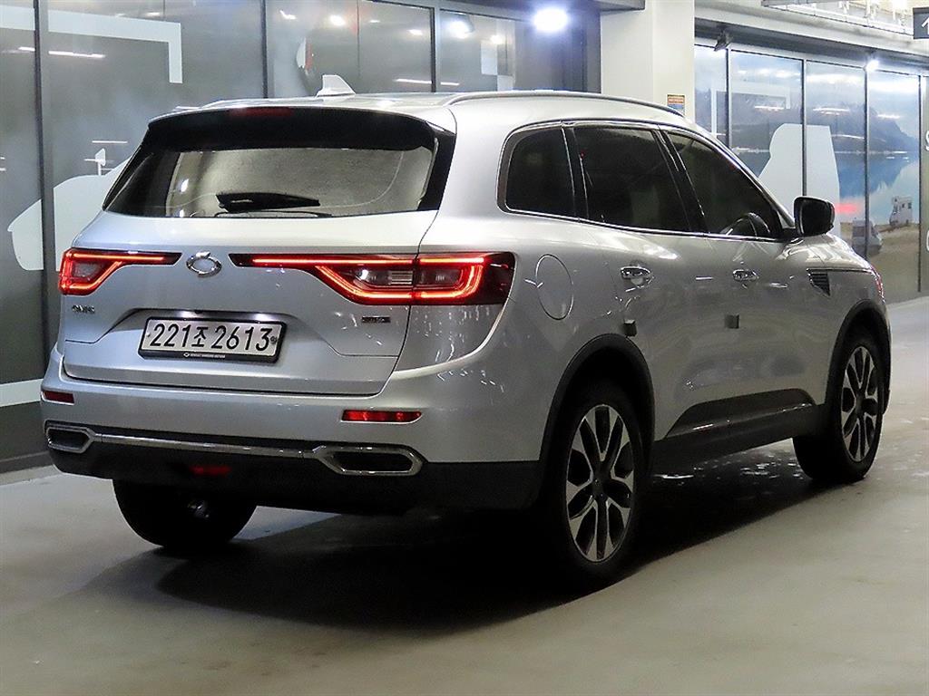 SAMSUNG QM6 - Vista 4