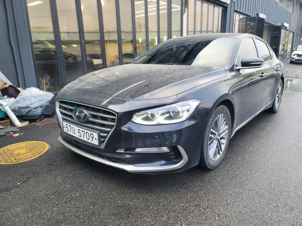 HYUNDAI Grandeur 2018 Negro - Importación desde Corea - HF Imports Iquique - Foto 1